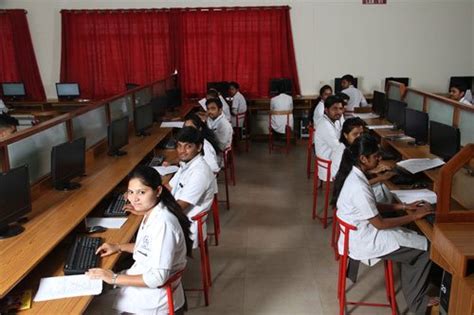 Serie at Computer Lab Example Picture 的图像结果