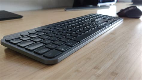 Logitech Keyboard MX Keys 的图像结果