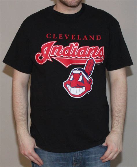 Vintage Lee Sport Cleveland Indians Logo T Shirt (Size L) — Roots