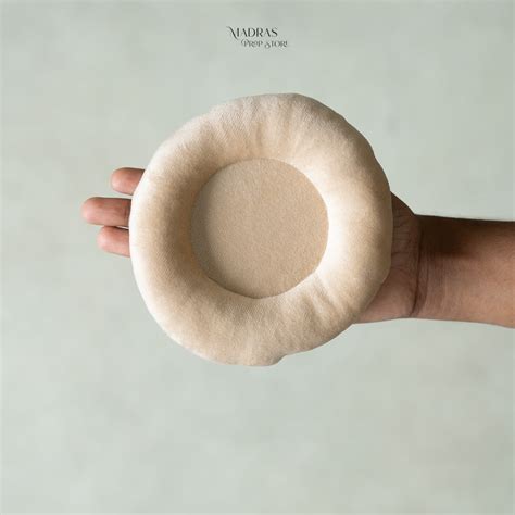 Posing Aids – Madras Prop Store