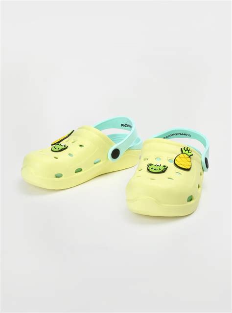 Buy Girls Charm-Detailed Clogs Online at just Rs. 399.0 - 1000012794064 ...