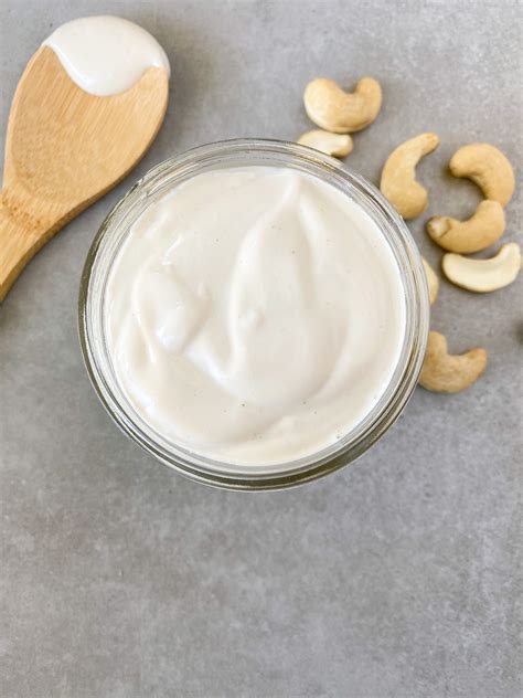 Dairy-Free Sour Cream - MegUnprocessed