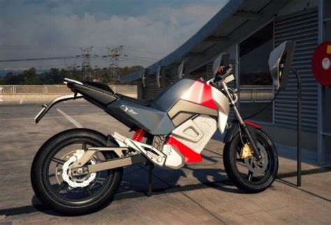 आ गई नई इलेक्ट्रिक मोटरसाइकिल Oben Rorr, सिंगल चार्ज में चलेगी 150 ...