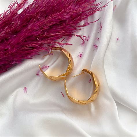 'All Of Me' Earrings | 18K Gold-Plated | Anti-Tarnish – Mash Mallow