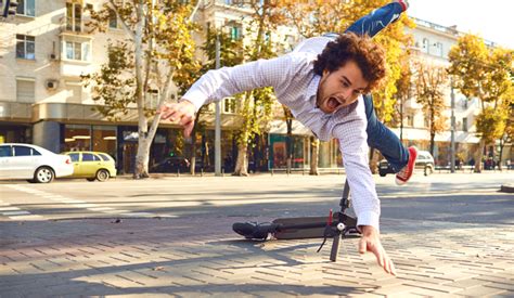 SCOOTER KAZALARI VE ÇENE KIRIKLARIKartal Gazetesi