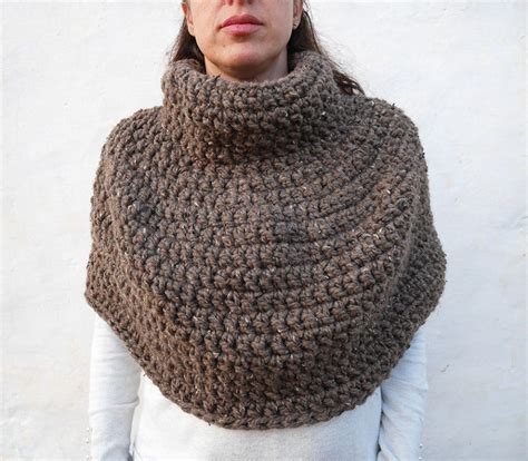 Quick Crochet Capelet Pattern 的图像结果