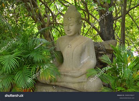 Khmer Names Photos, Images and Pictures