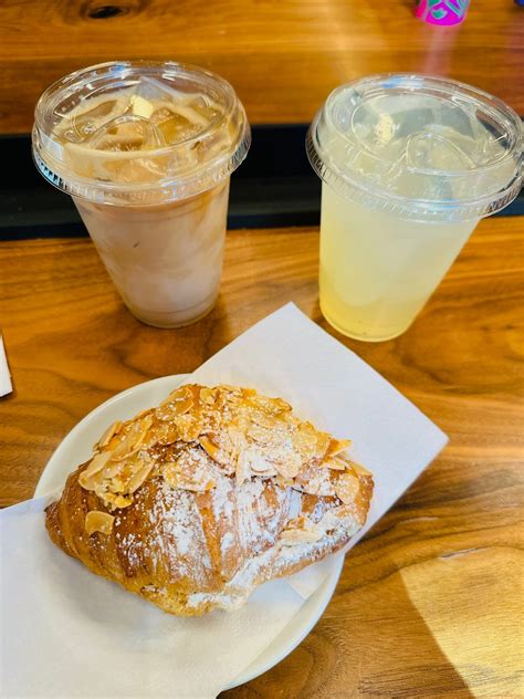 令人惊艳的咖啡Sparrow Coffee（芝加哥附近Naperville）