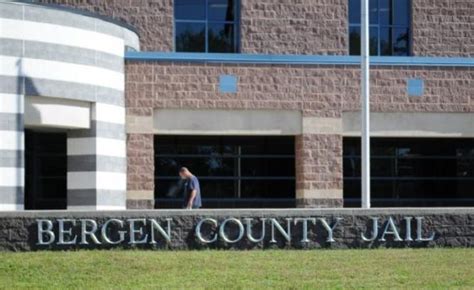 Bergen County Sheriff's officer arrested, Attempted to Help Inmates ...