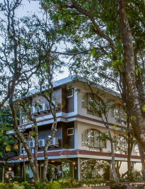 Grand Hotel, Mumbai | Valley View Grand Resort, Panhala