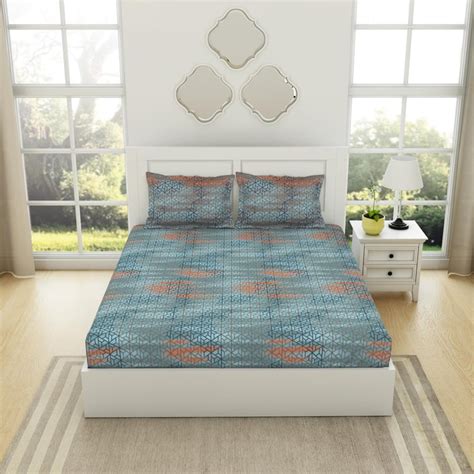 Buy SPACES Patterna Cotton 144TC Geometric Print 3Pcs King Fitted ...