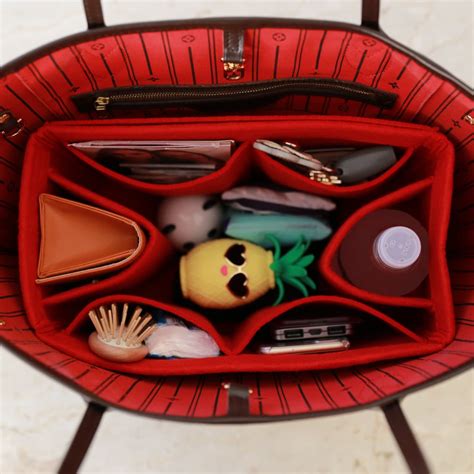 Lv Bags Organizer | IUCN Water