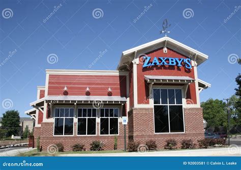 Zaxby`s Restaurant Storefront Editorial Photo - Image of bistro, double ...