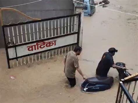 Flood-affected residents in Guna report massive losses of ₹2 lakh ...
