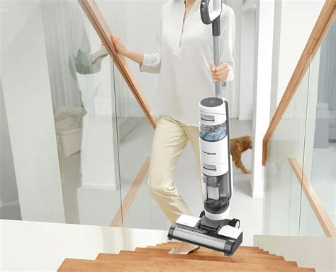 Tineco iFloor 3 vs iFloor 3 Breeze: Similarities & Differences