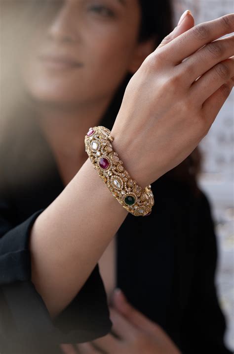 Hadley Victorian Polki Bangle – Do Taara