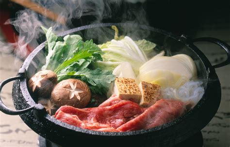 【日本美食】暖胃又暖心！日本人最愛的10大冬季鍋物料理 | All About Japan