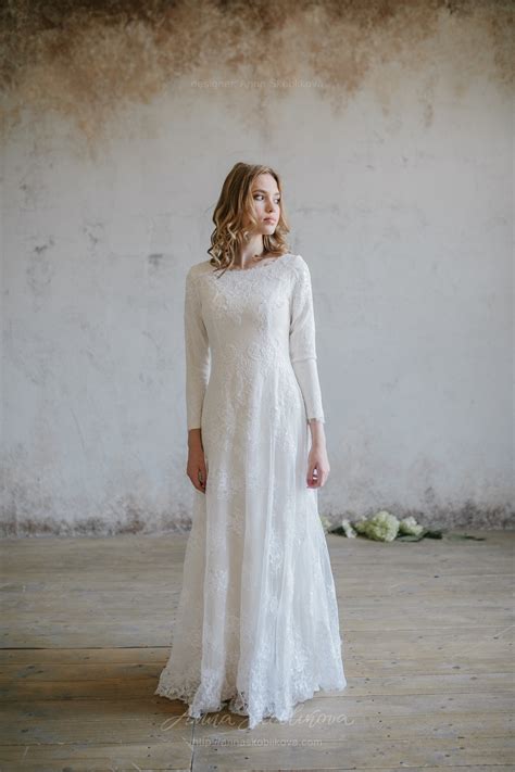 Luxurious winter lace wedding dress | Wedding Dresses & Evening Gowns by Anna Skoblikova