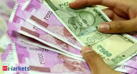 Rupee: Rupee snaps 4-day winning streak, drops 9 paise against US ...