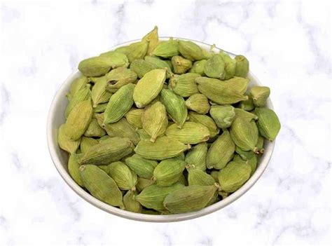 Green Cardamom | Elaichi | Elakkai | ilaayachee – AlphonsoMango.in