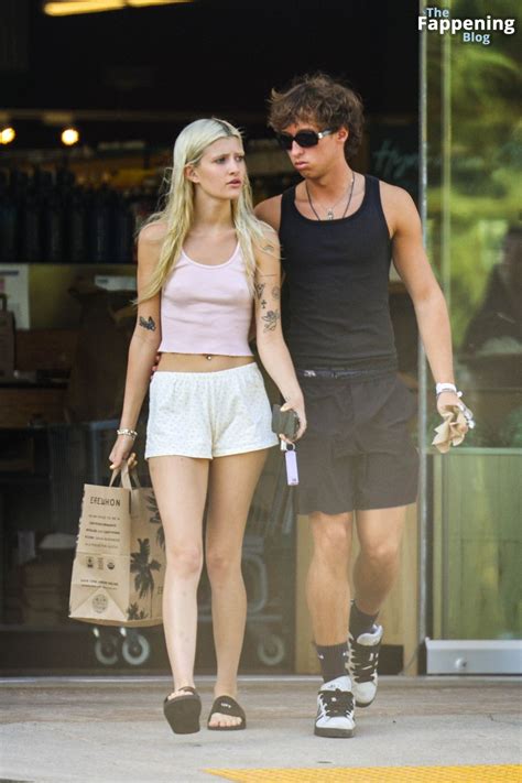 Sami Sheen Makes a Rare Appearance with Her Boyfriend (28 Photos) - OnlyFans Leaked Nudes