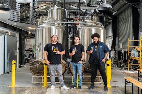 Hollywood producers ready for their premiere in the brewery business ...