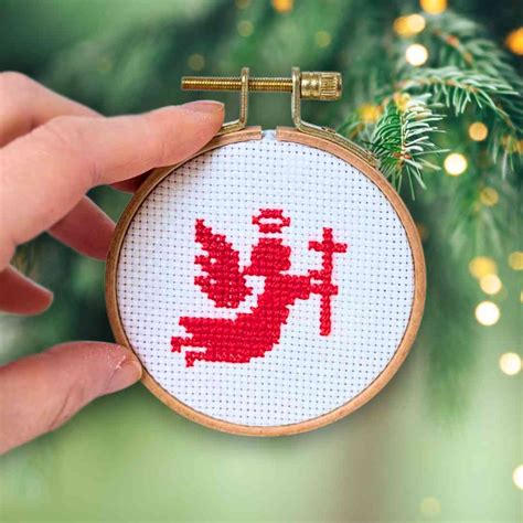 Simple Christmas Cross Stitch Patterns Free Printable | Gerald Printable