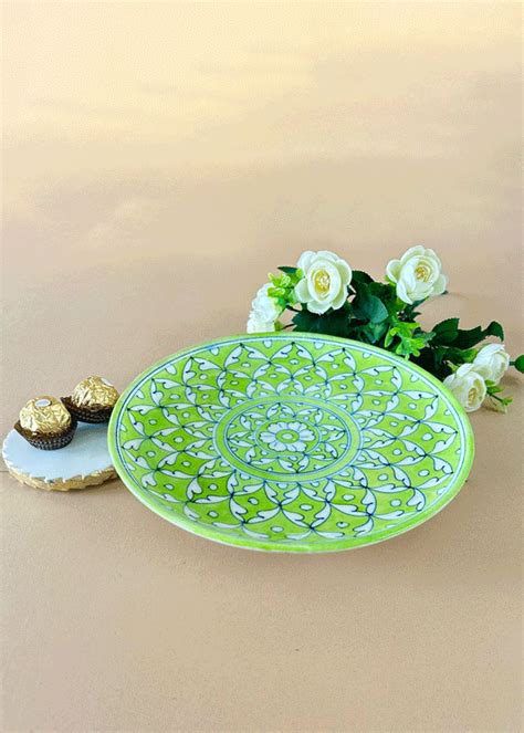 Decor tray
