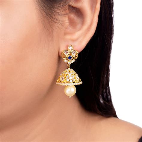 Lattice Pattern Jhumka Earrings – VOYLLA