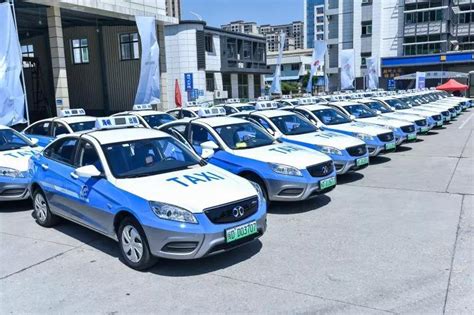 深圳出租车将实现纯电动化 未来充电桩缺口约4000个 - 点点电工