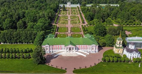 Самые красивые особняки Москвы для выездной регистрации. Свадебный и ...