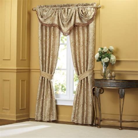 Croscill Excelsior Imperial Valance, 82 by 28.5-Inch, Gold : Amazon.in