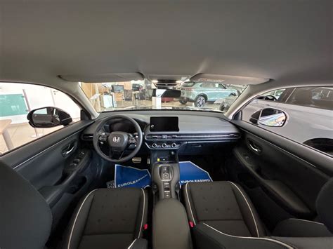 Eladó új HONDA ZR-V 2.0 i-MMD Hybrid Sport eCVT, Miskolc, Borsod-Abaúj ...