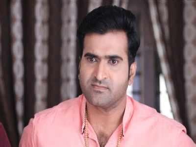 Lakshmi Baramma written update, April 25, 2019: Guru plans to impress ...