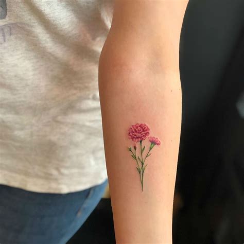 27 Beautiful Carnation Tattoo Ideas and Their Symbolism | Tattoos ...