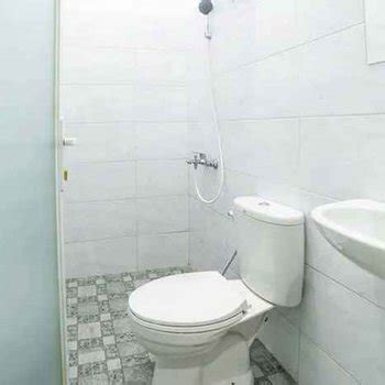 Book RedDoorz Plus Near Thamrin Plaza Medan Now and Enjoy Discounts ...