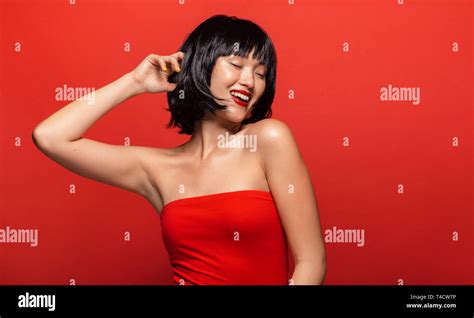 Asian dance studio woman hi-res stock photography and images - Alamy