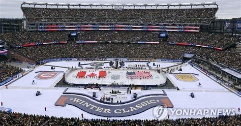 Hockey Outside 的图像结果