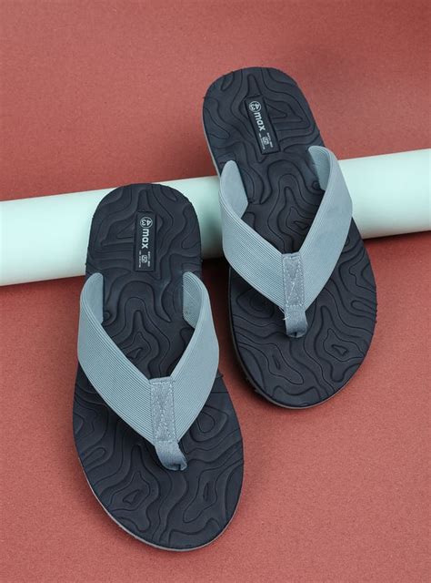 Buy Men Textured V-strap Slipper Online at just Rs. 299.0 ...
