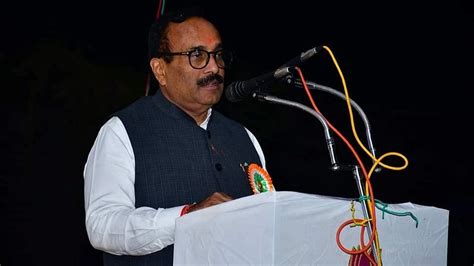 Mumbai: Issue Notices For Redevelopment Of LIC's 68 Cessed Old ...