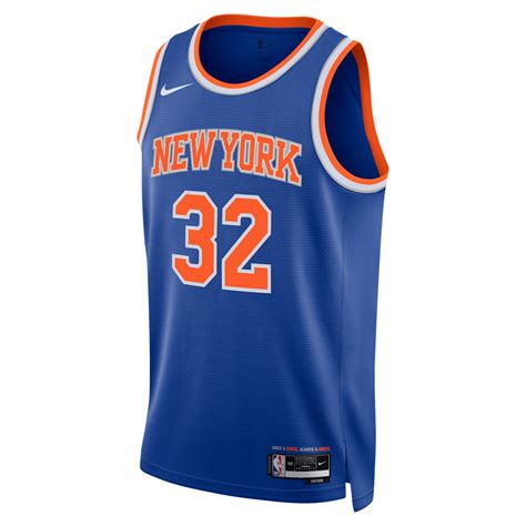 Blue New York Knicks Clothing. Nike.com