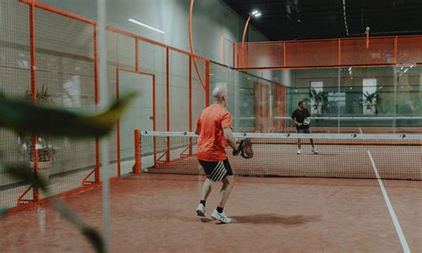 8 dip station exercises for a full-body workout - The Manual