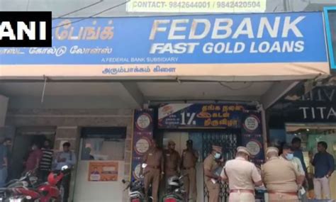 Armed Robbers Barge Into Chennai Bank; Loot Gold, Valuables Worth ...