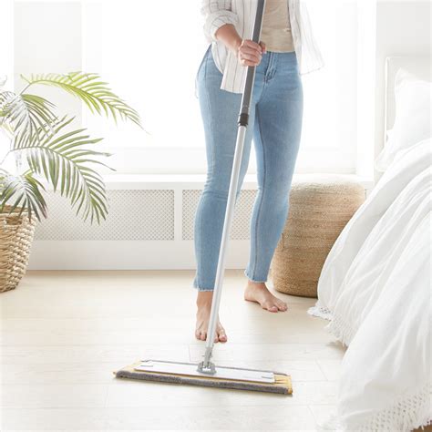 Norwex Mop vs. Disposable Mop • Water or Chemicals for your floor?