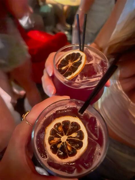 Girls Night Out Drinks 的图像结果