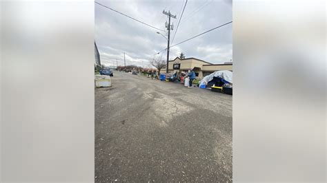 2 men shot, killed in South Seattle, feet away from terrified residents ...