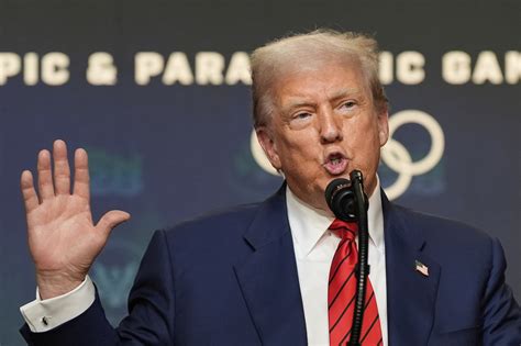 Fact Check: Is Donald Trump, Adolf Hitler Viral Quote Comparison ...