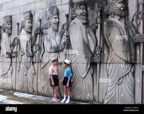 Parsi Religion High Resolution Stock Photography and Images - Alamy