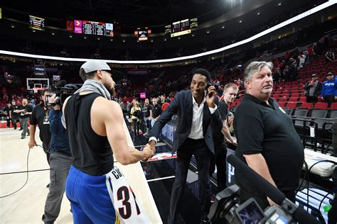 Comparing the Steph Curry and Scottie Pippen dynasty-era contracts ...