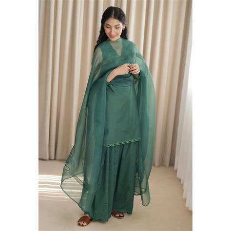CASTLETON GREEN OUTFIT | DYOT | Summer' 25 – Chaand Tara